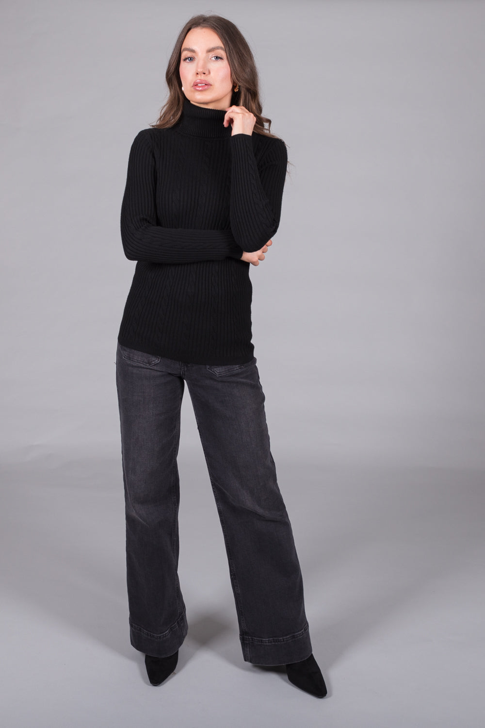 Cable Knit Turtleneck Jumper - Black