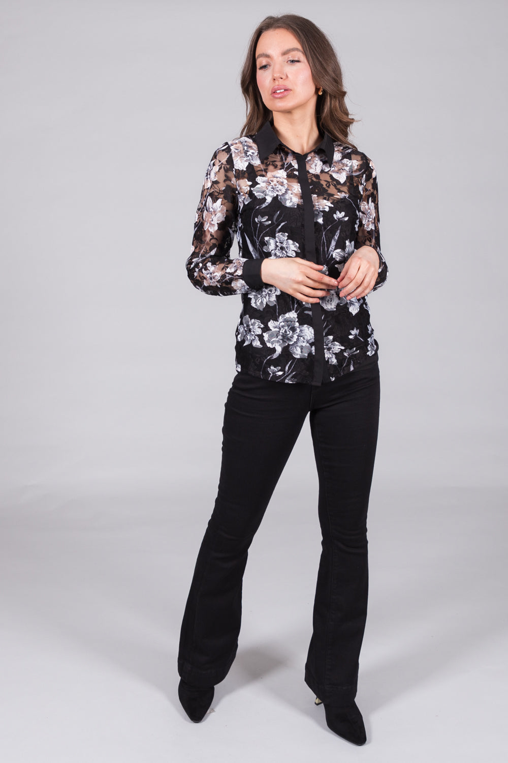Floral Lace Blouse with Contrast Trim
