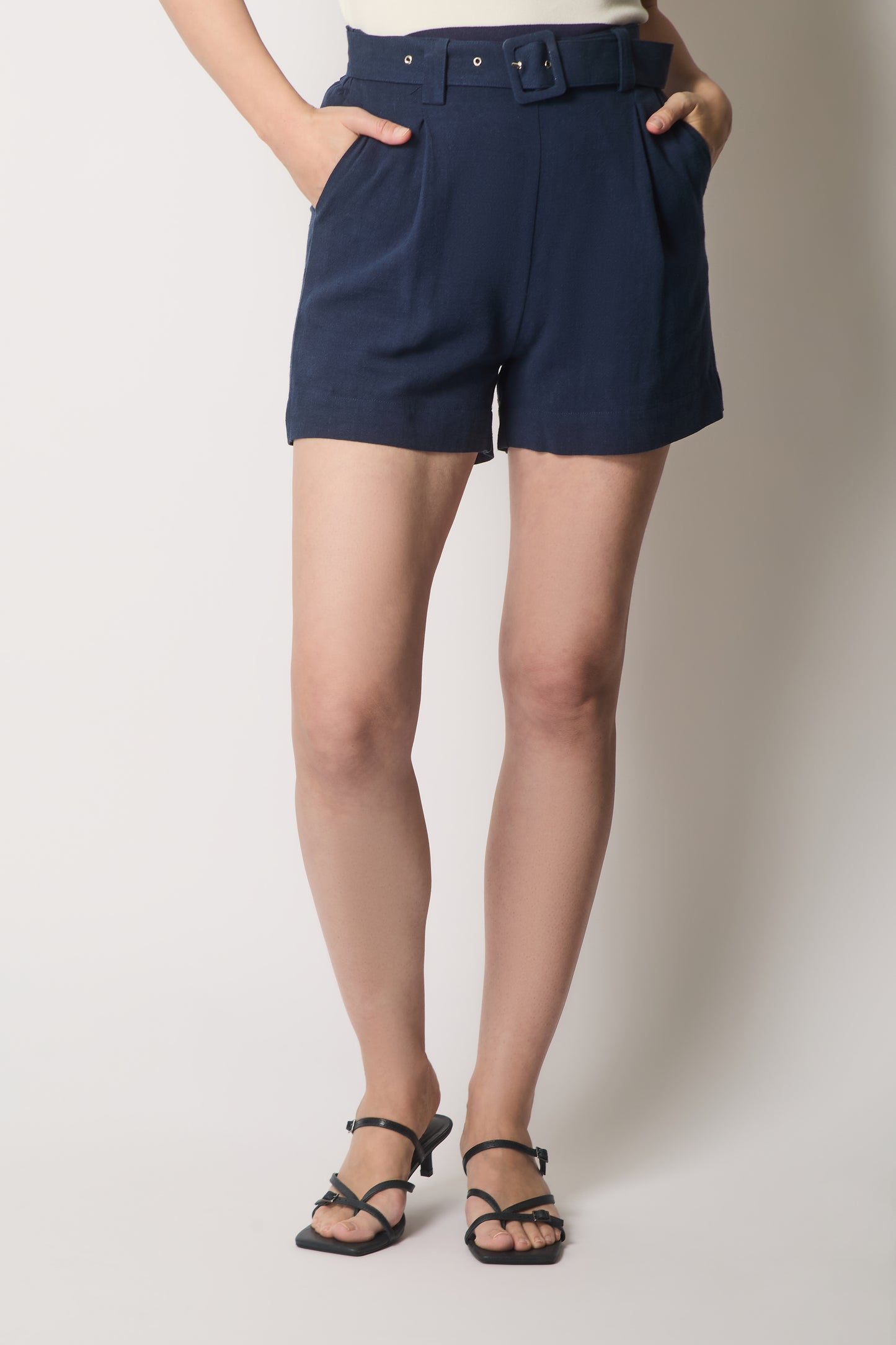 Tailored Linen Shorts - Navy