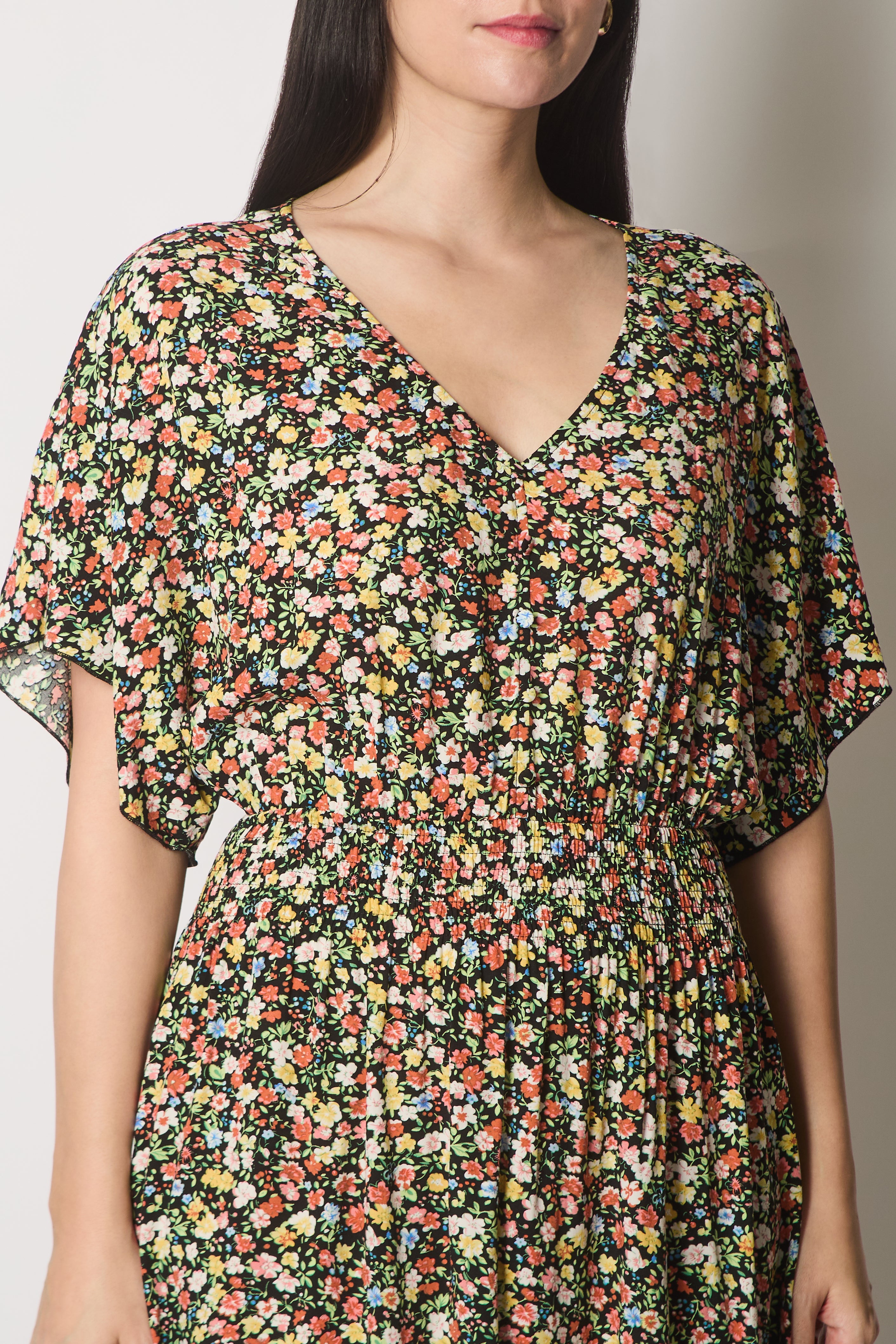 Floral Print Midi Dress with Flutter Sleeves - Black