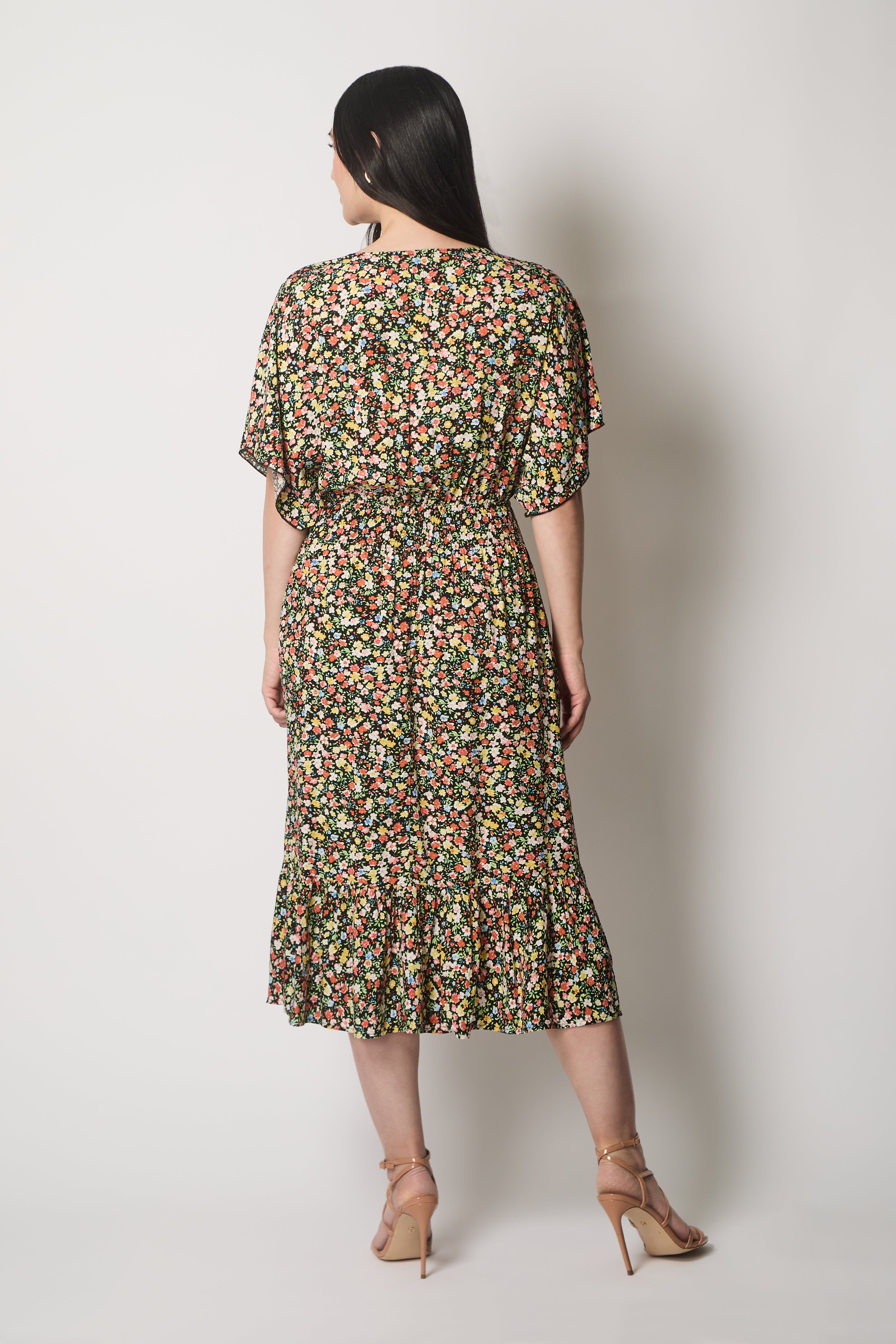 Floral Print Midi Dress with Flutter Sleeves - Black