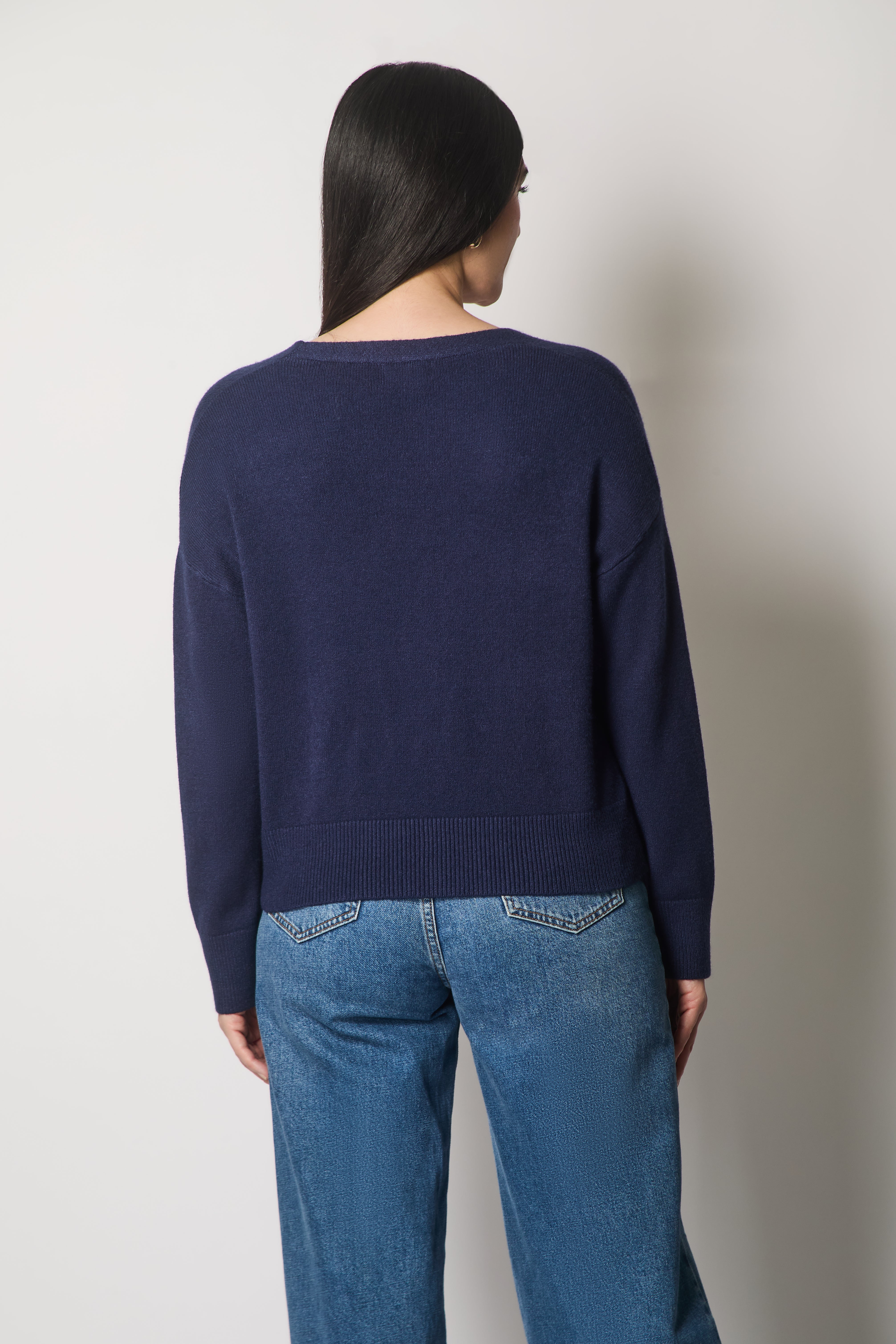 V-Neck Buttoned Cardigan with Pockets - Navy