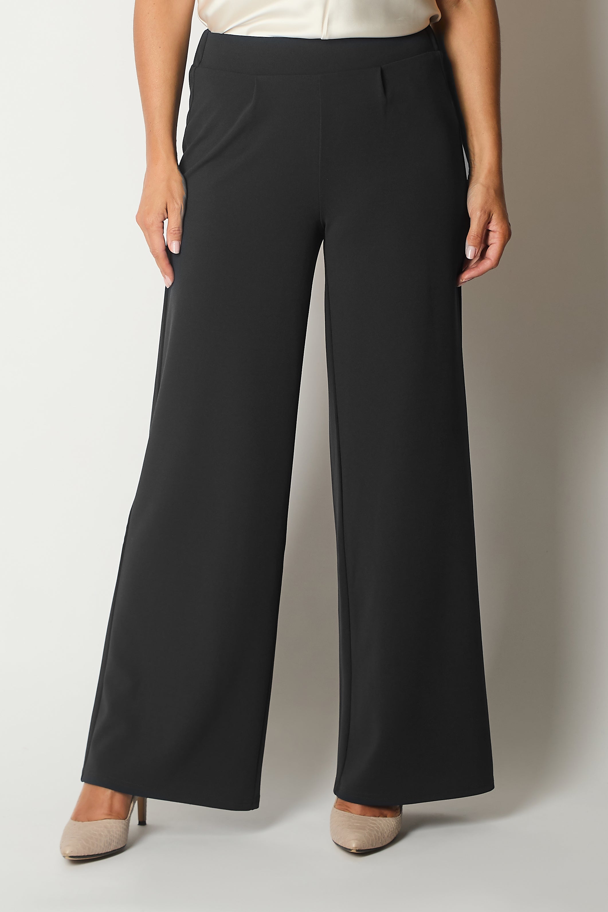 High-Waist Wide-Leg Trousers - Black