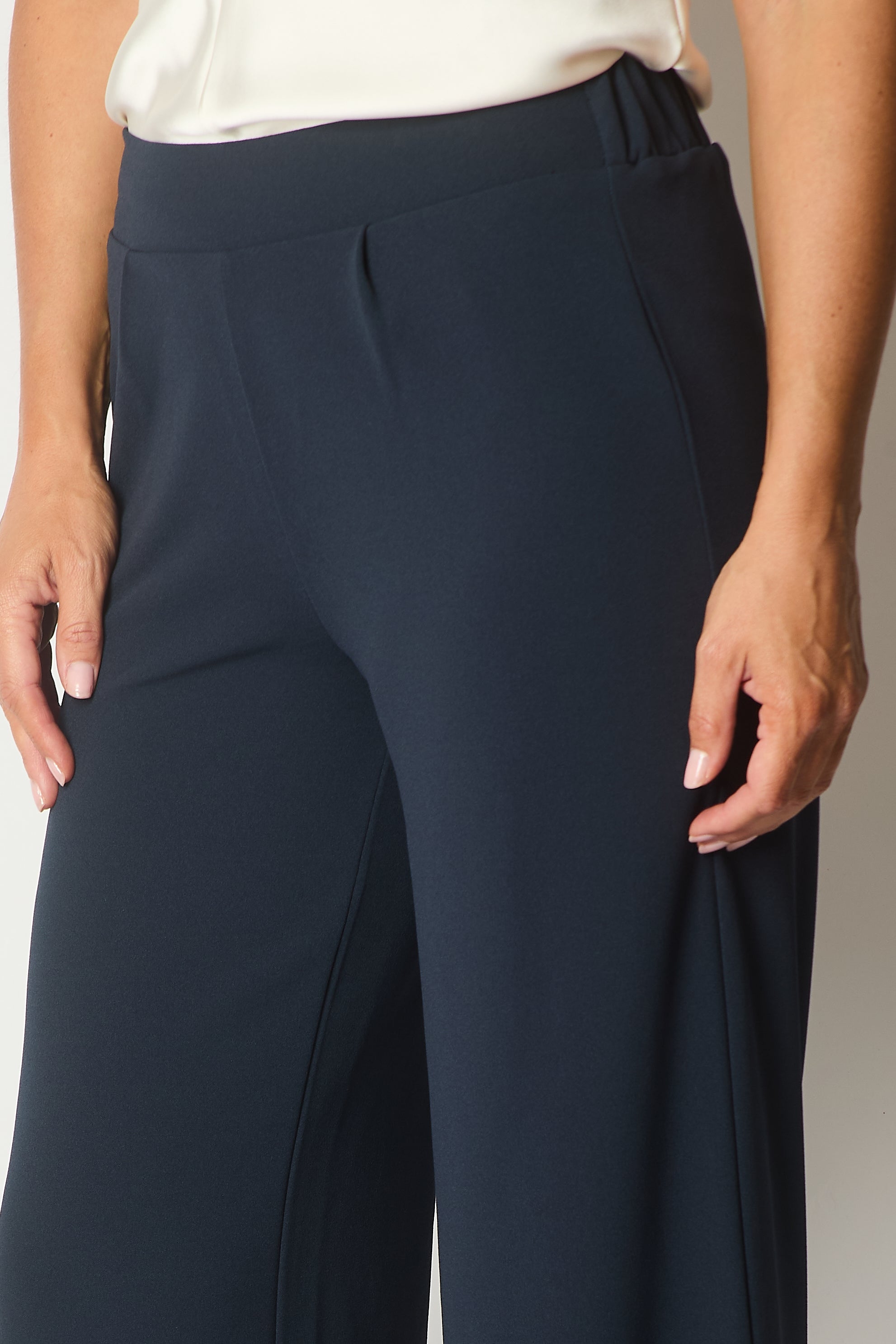 High-Waist Wide-Leg Trousers - Navy