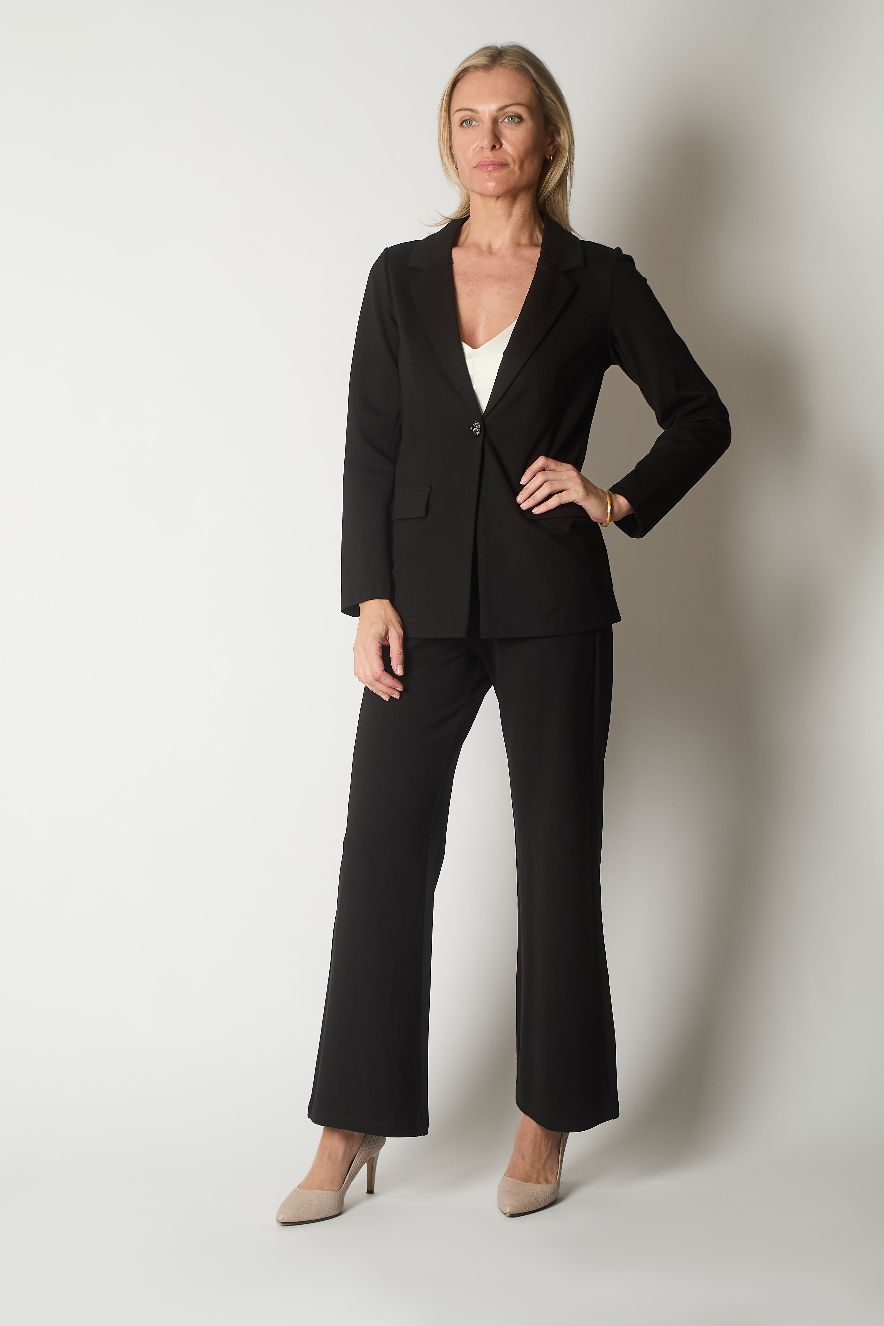 Single-Breasted Tailored Blazer