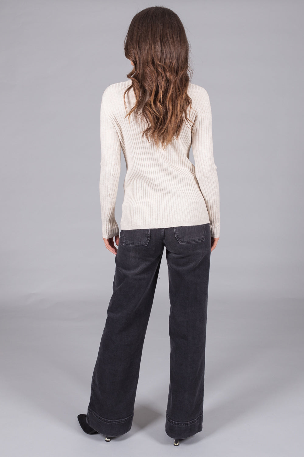 Ribbed V-Neck Jumper - Stone