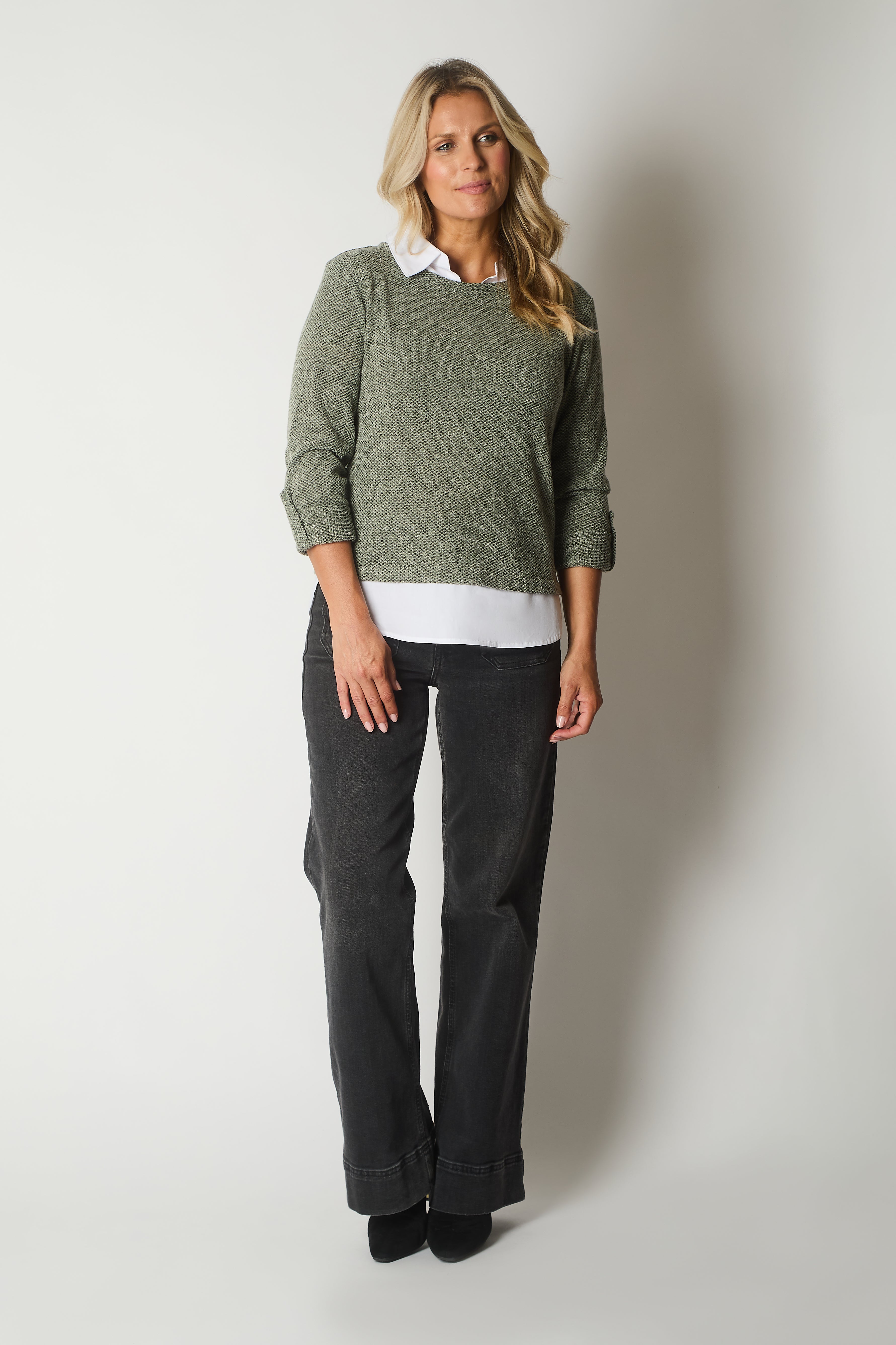 Textured Knit Jumper with Contrast Collar and Hem - Green