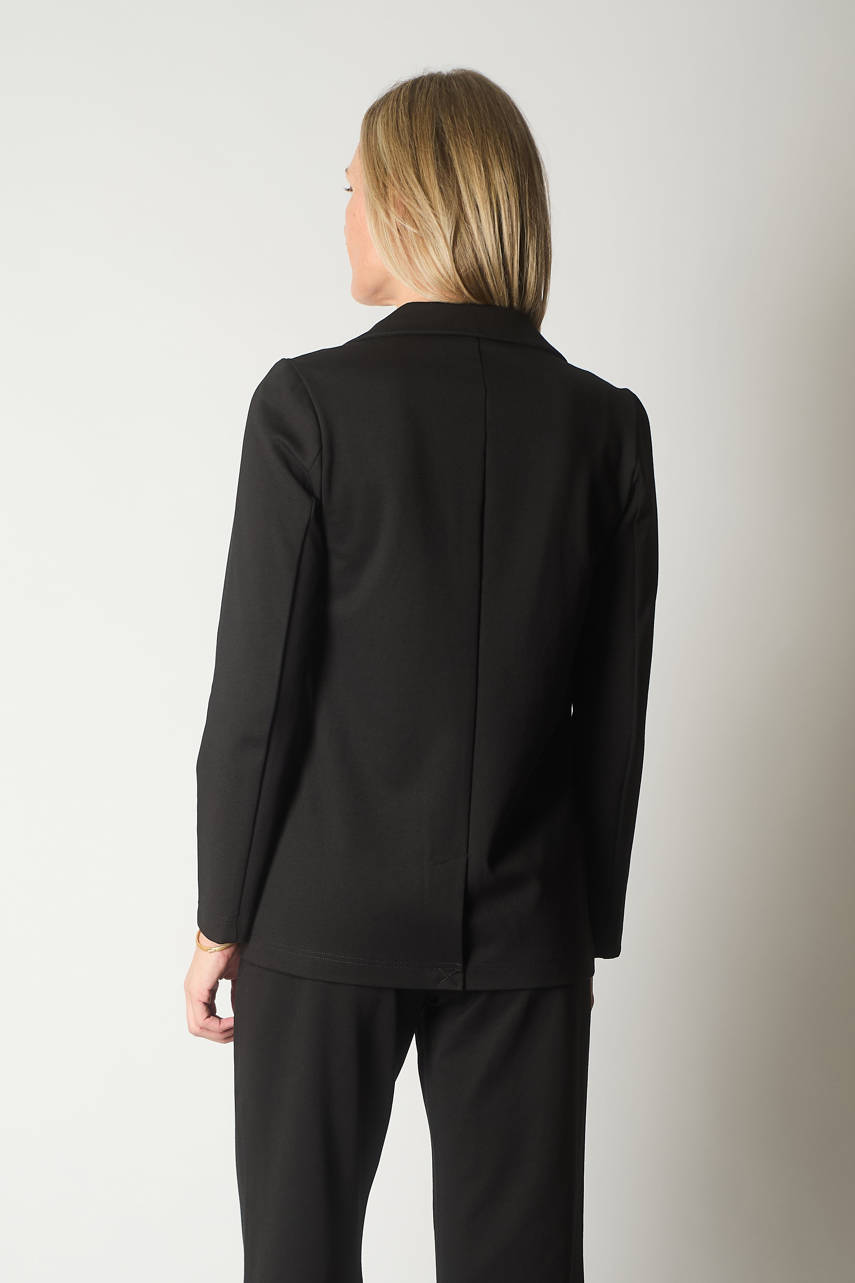 Single-Breasted Tailored Blazer