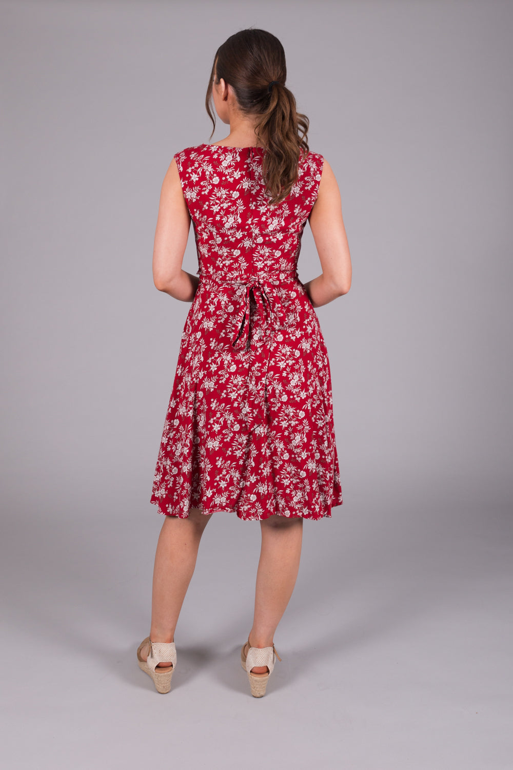 Ditsy Floral Sleeveless Dress - Red